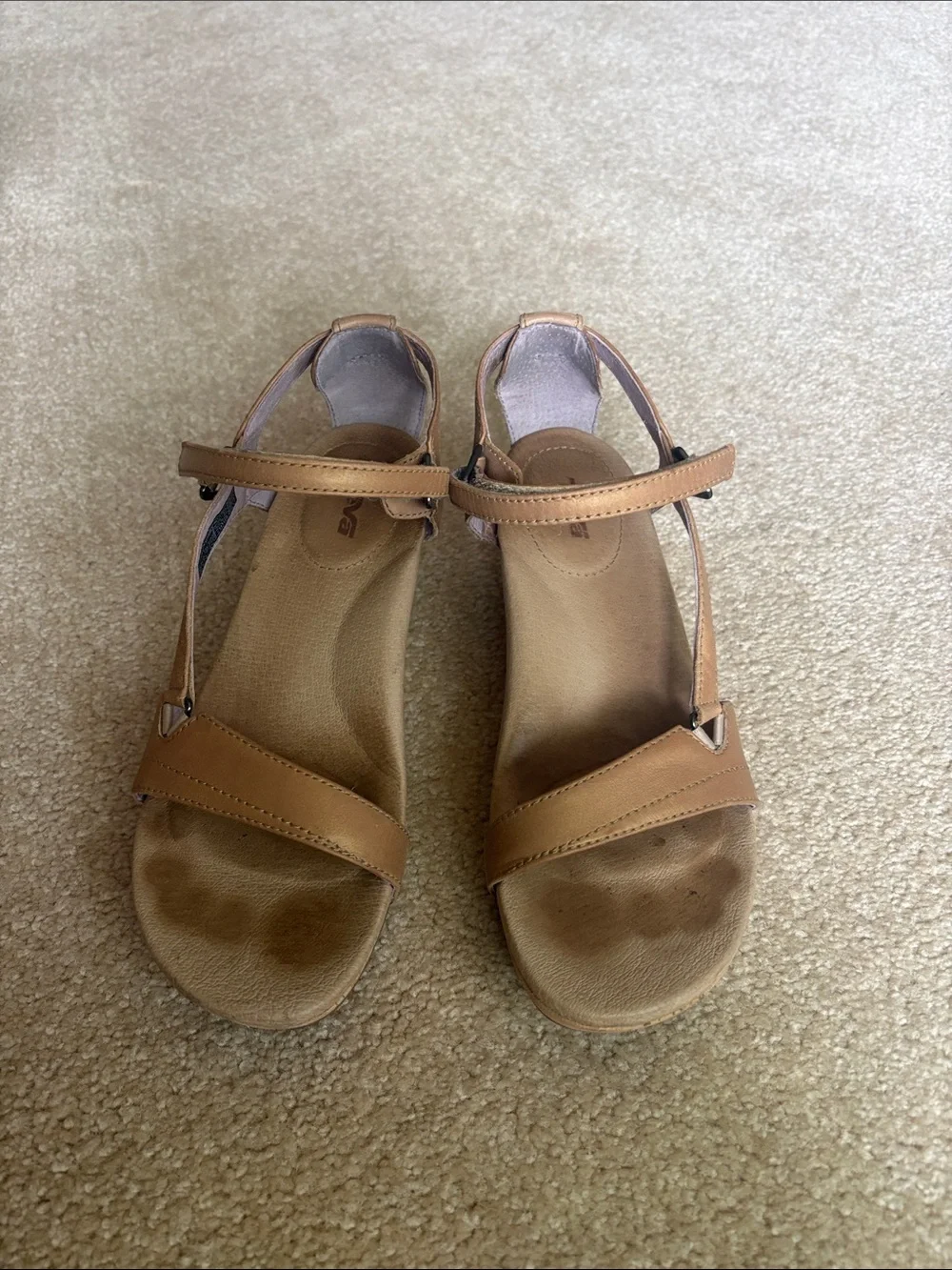 Teva stylish tan